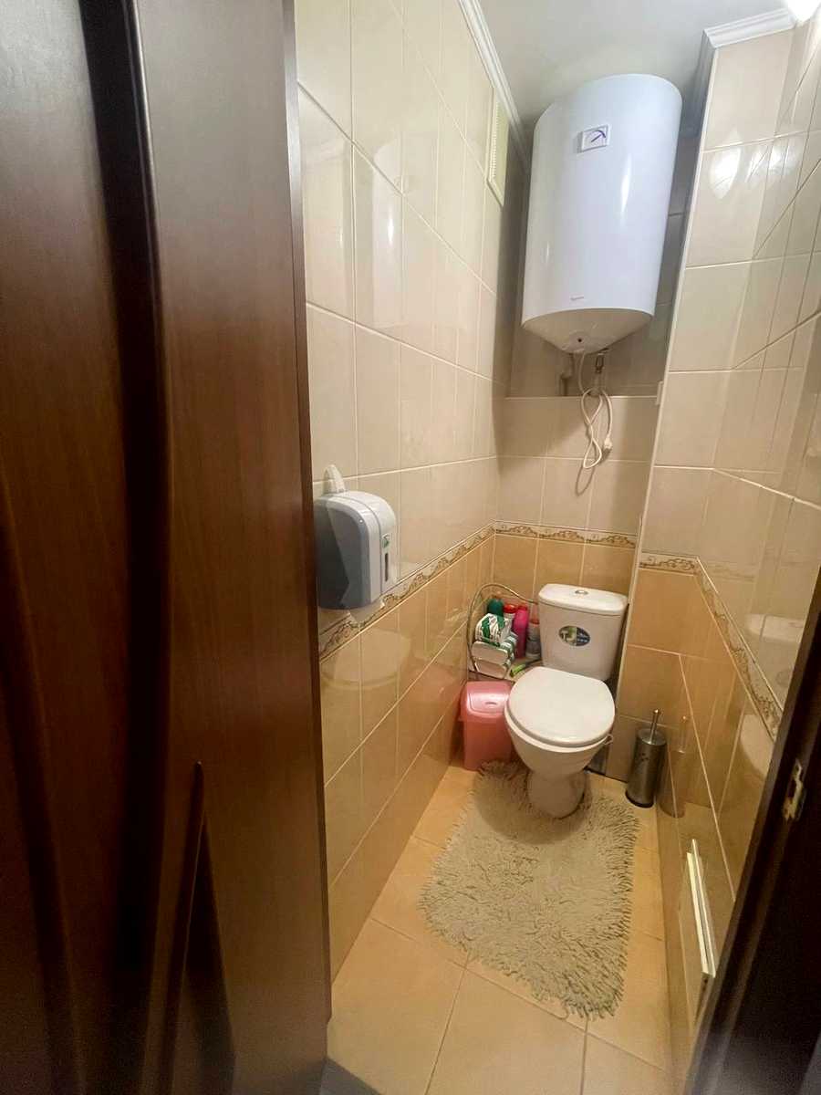 1877209527049329