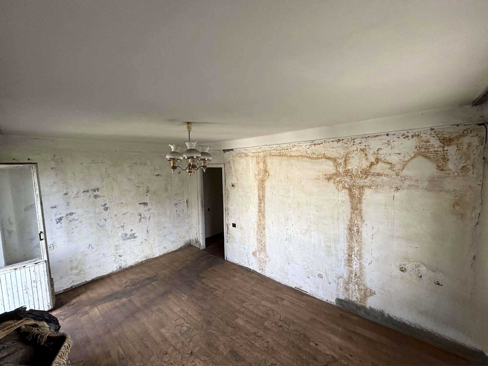1877210941163267