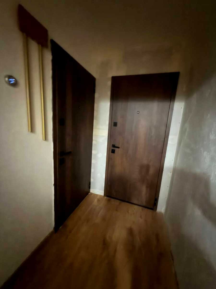 1877211285414386