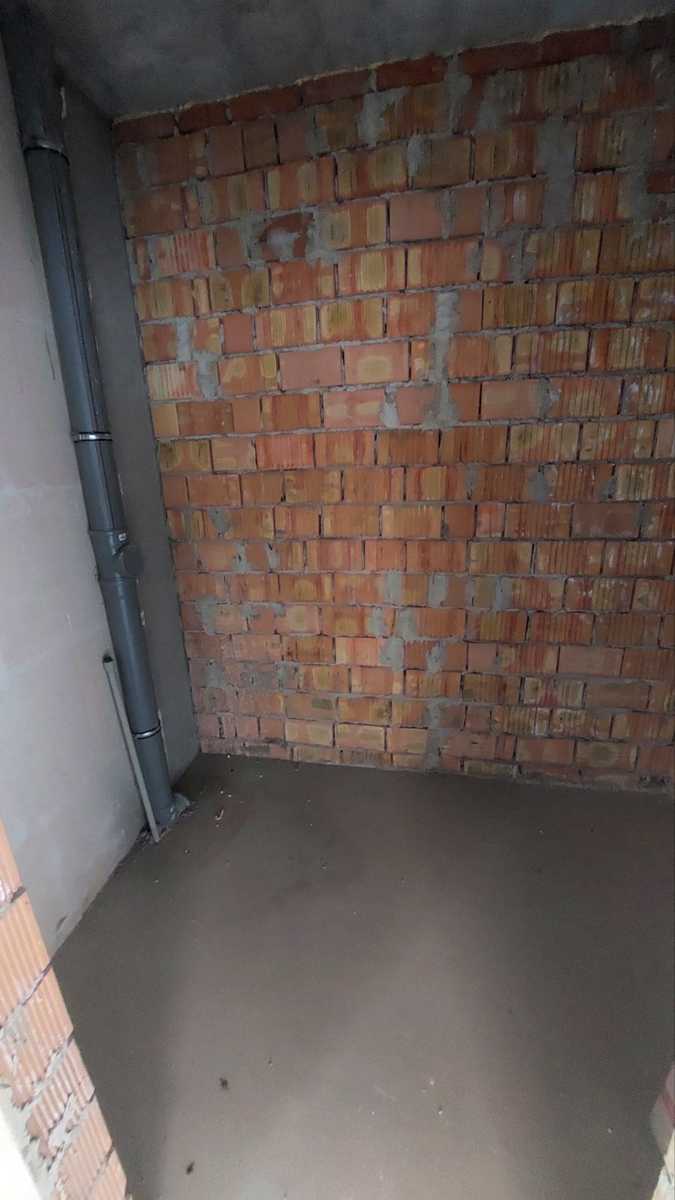 1877211692223449