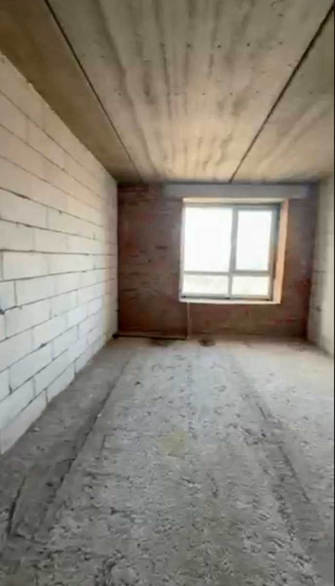 1877212879454667