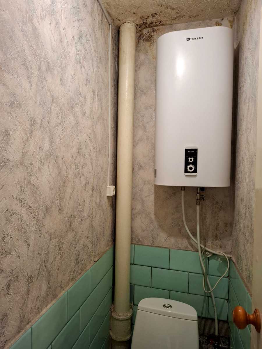 1877213328623159