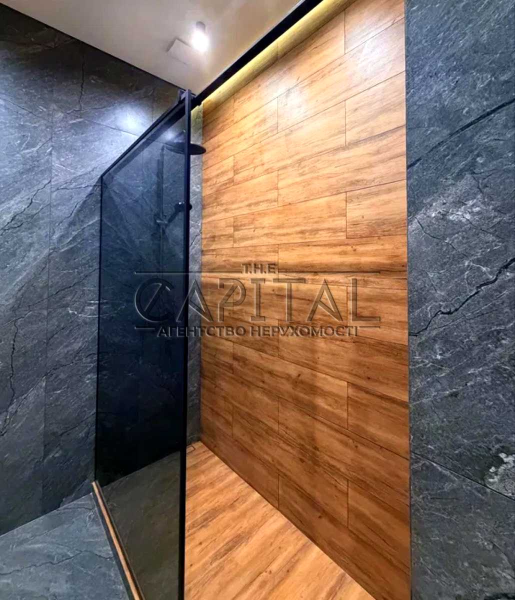 1877215090401459