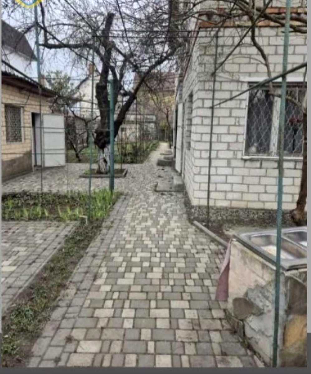 1877216876485551