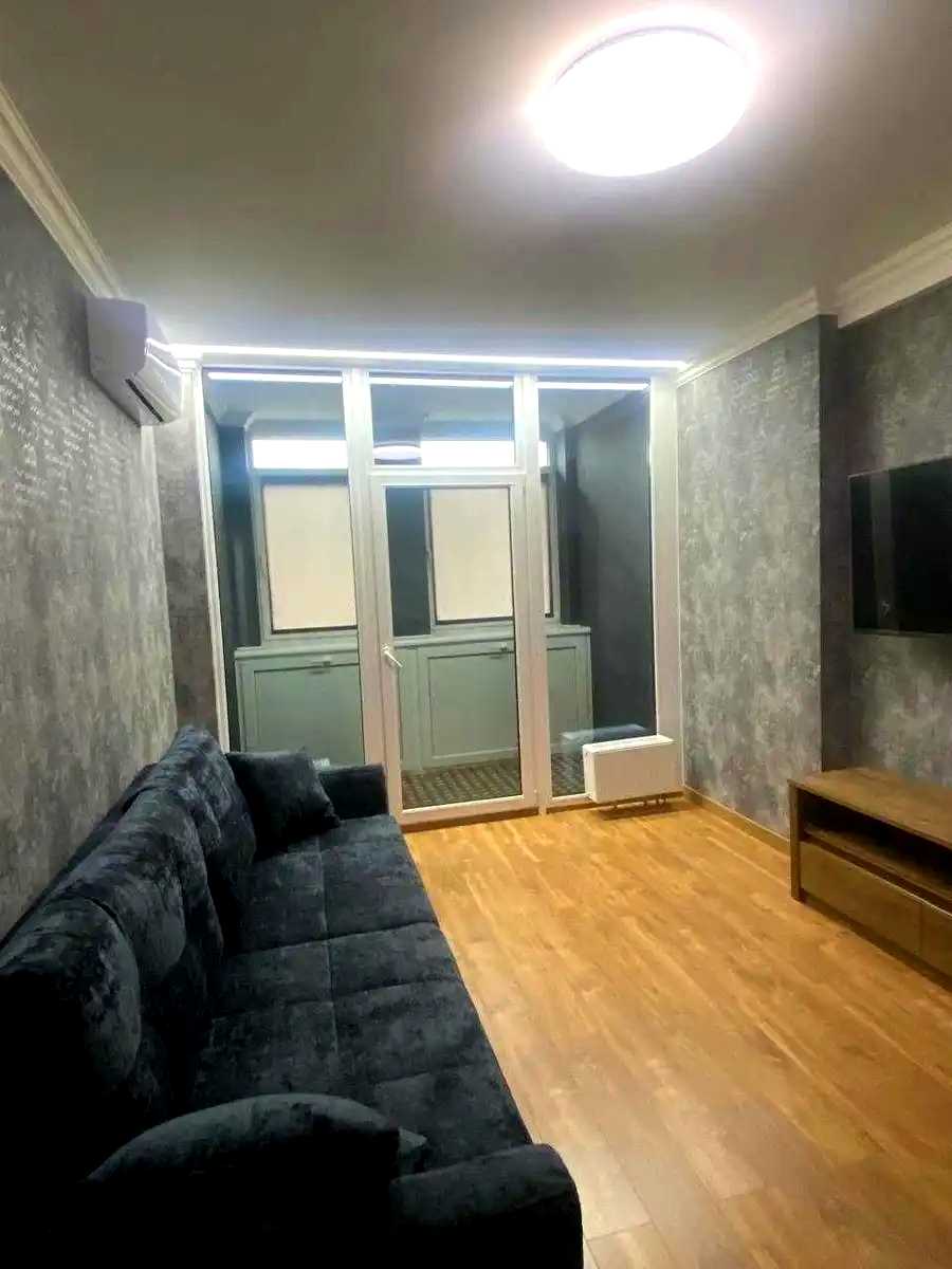 1877216929812394