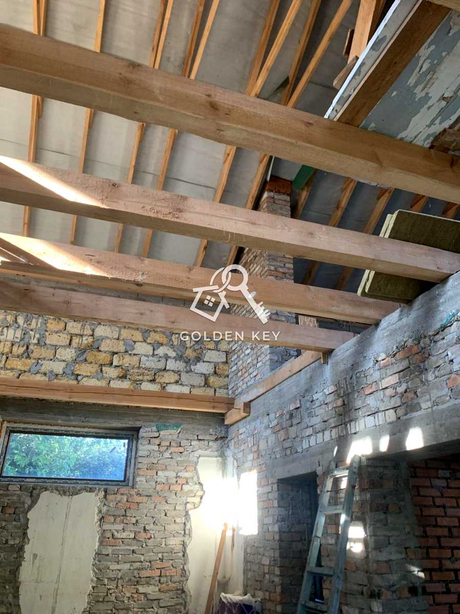 1877217959733566