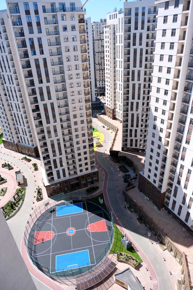 1877217969752351