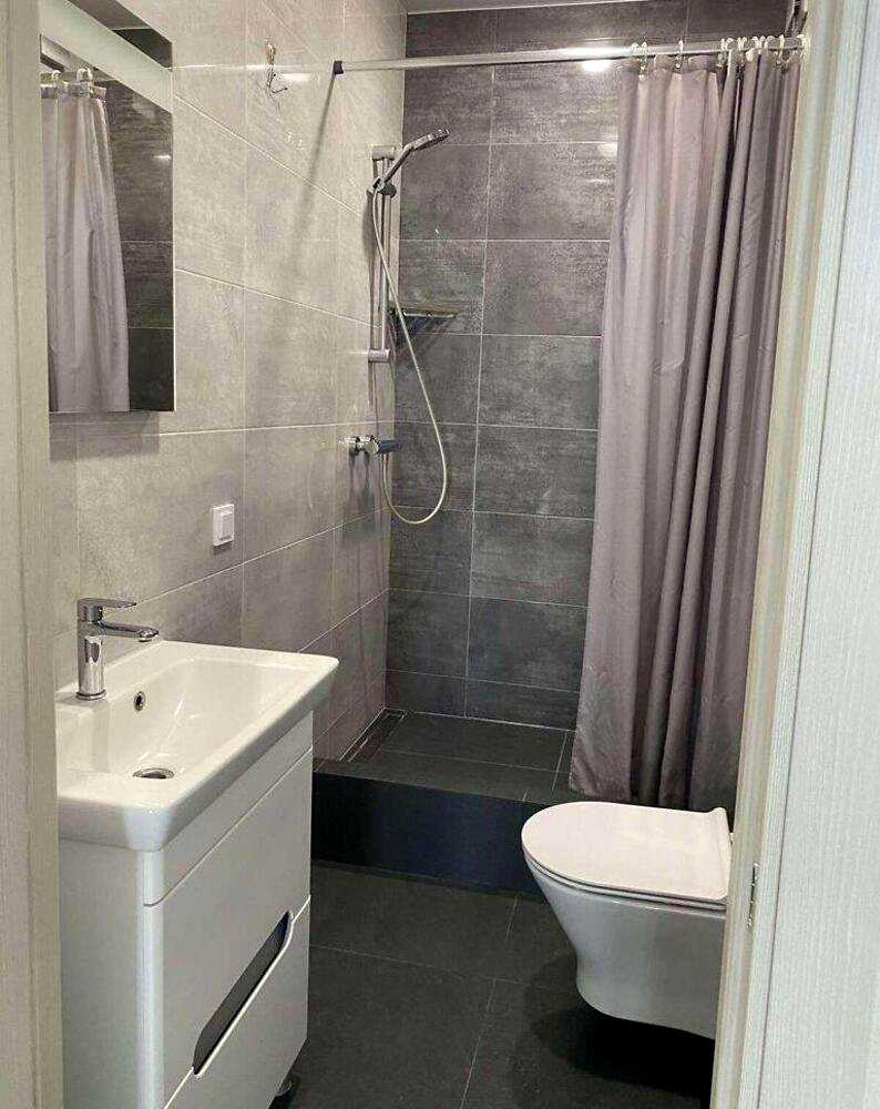 1877219856634452