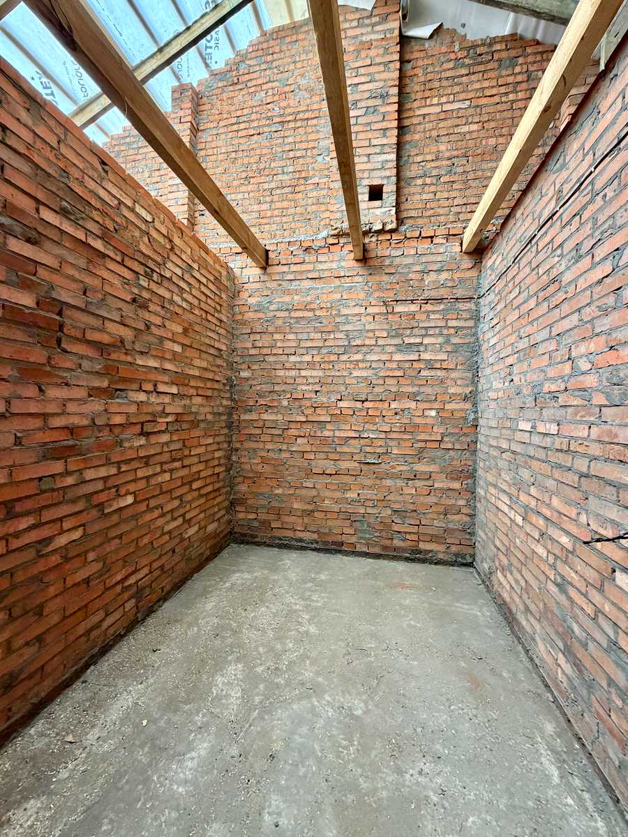 1877219957639235