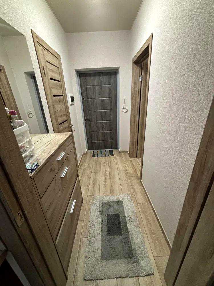 1877220735706746