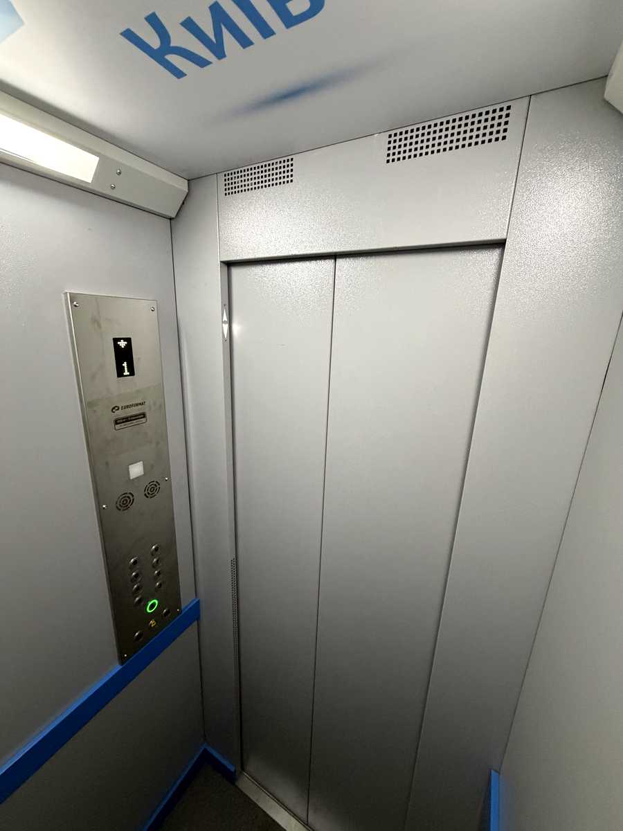 1877221322875022