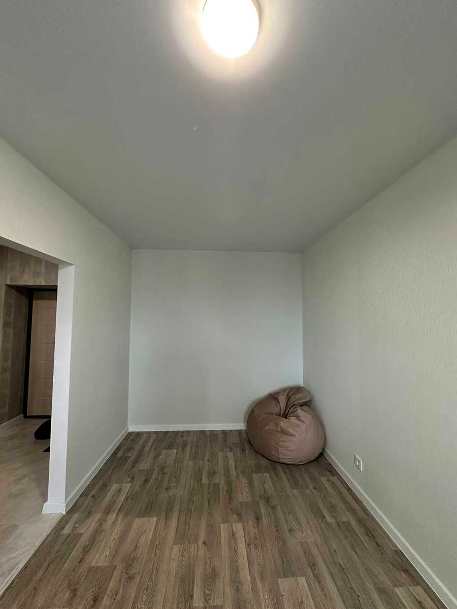 1877222437392935