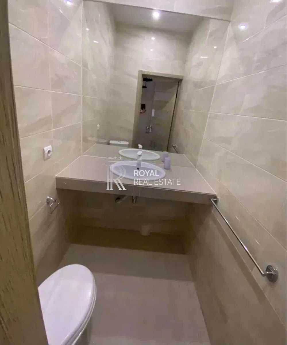 1877222780317423