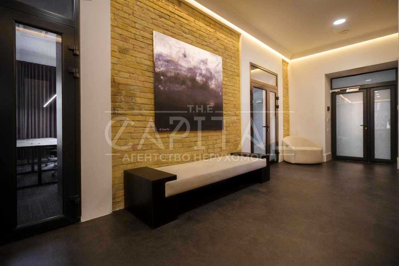 1877223878368563