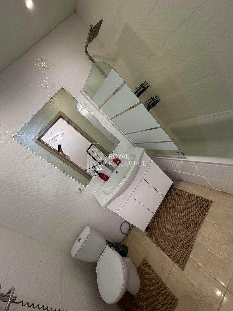 1877224884536741