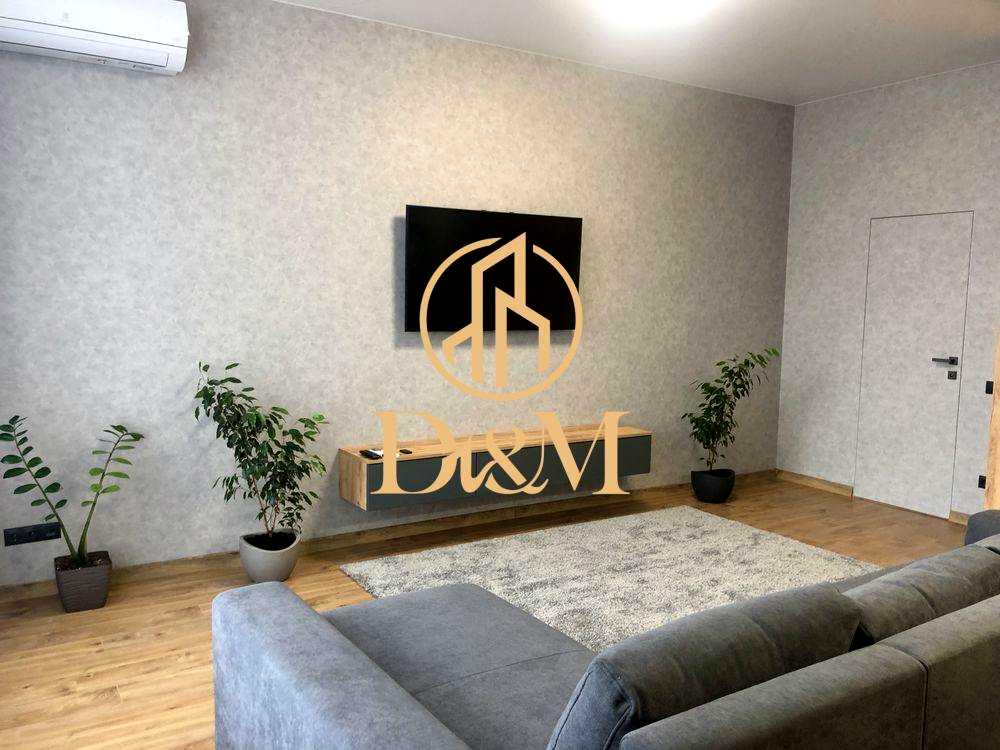 1877225474297076