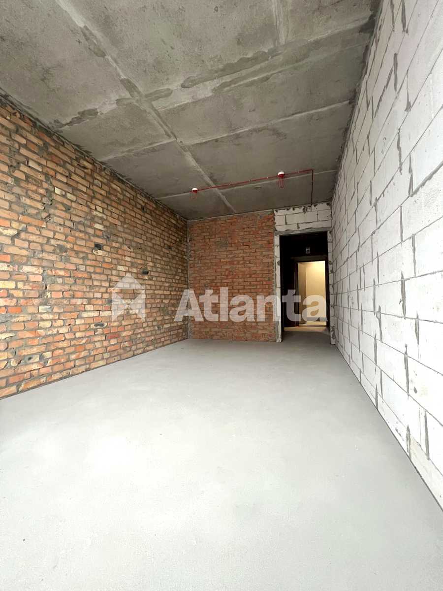 1877228014809024