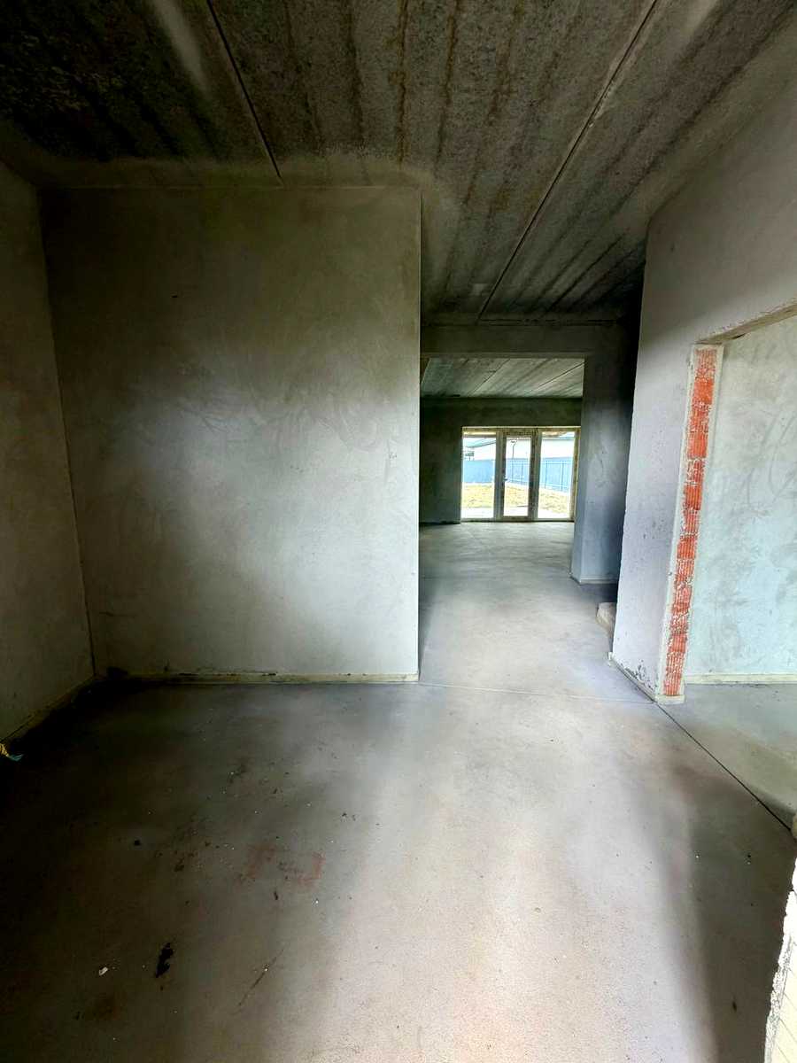 1877228397220619