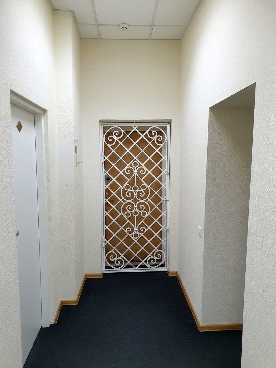 1877232204572329