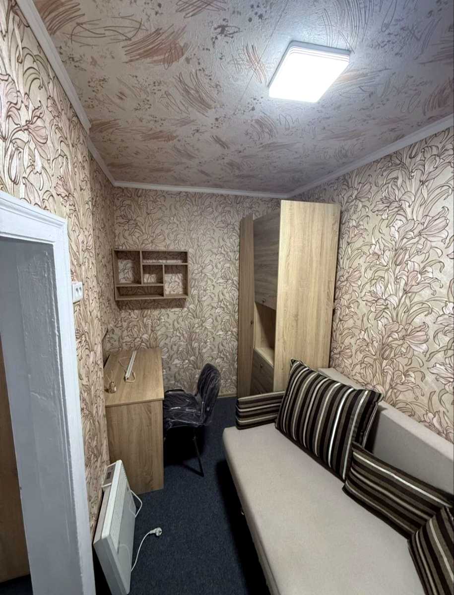 1877233633207564