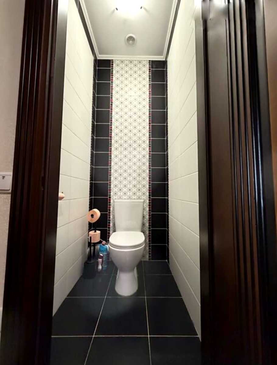 1877236044428361