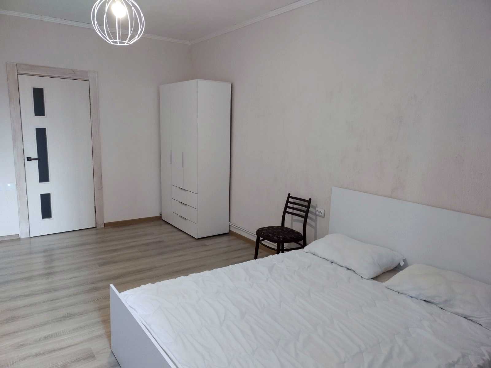 1877237592277899
