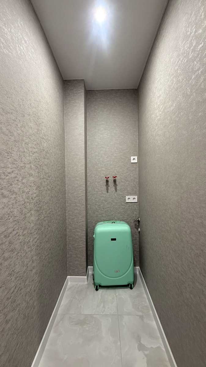 1877238811063582