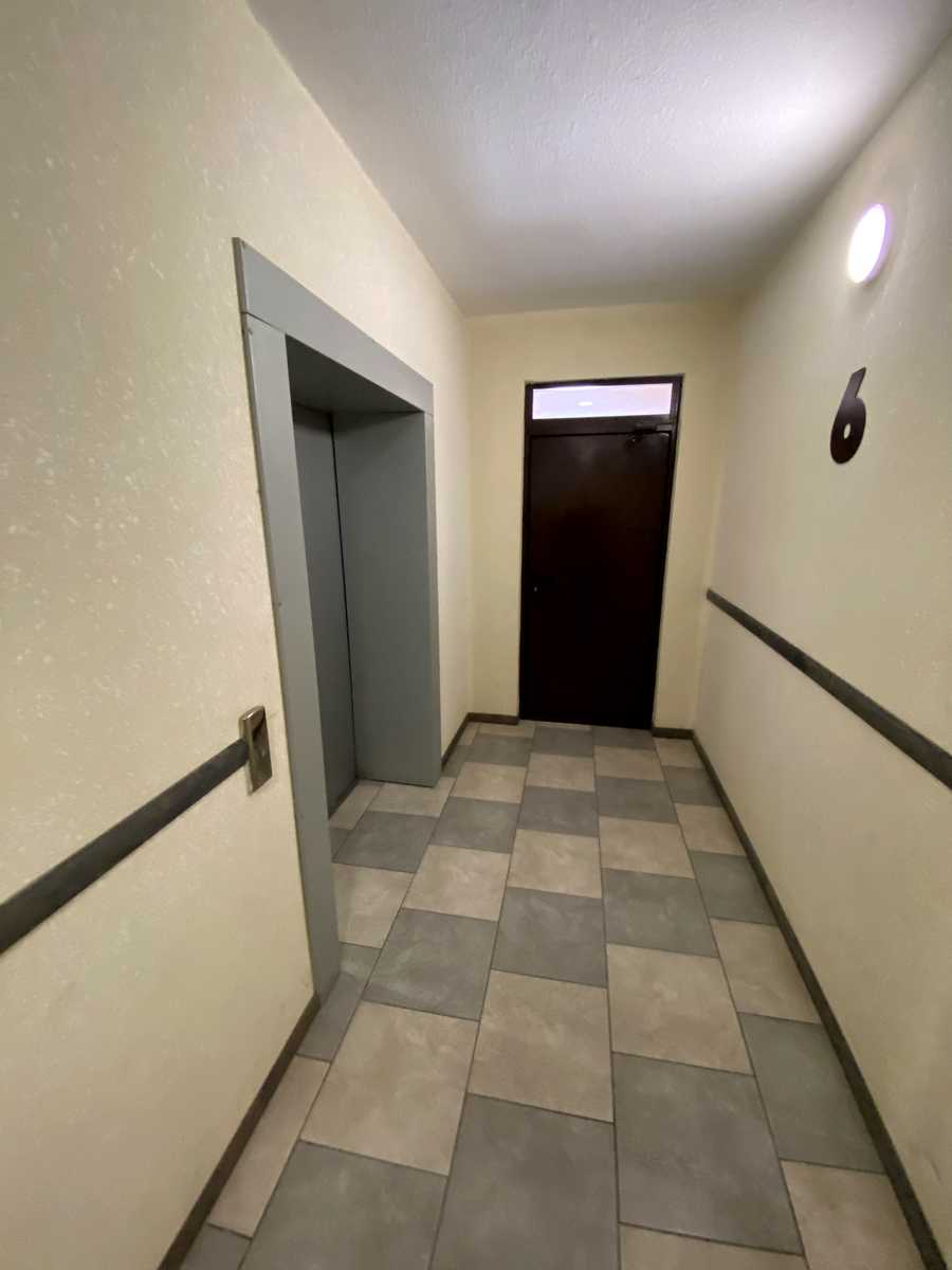 1877241315814329