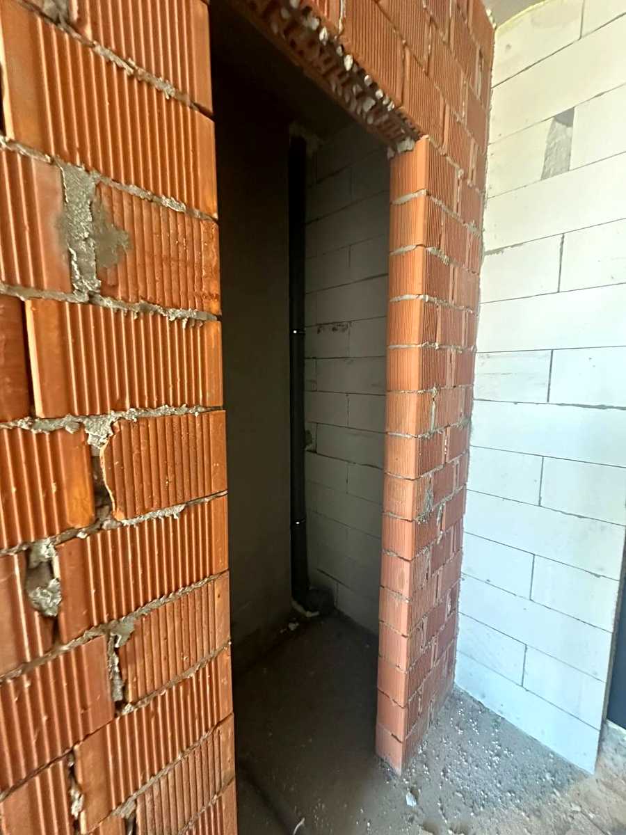 1877242338418882