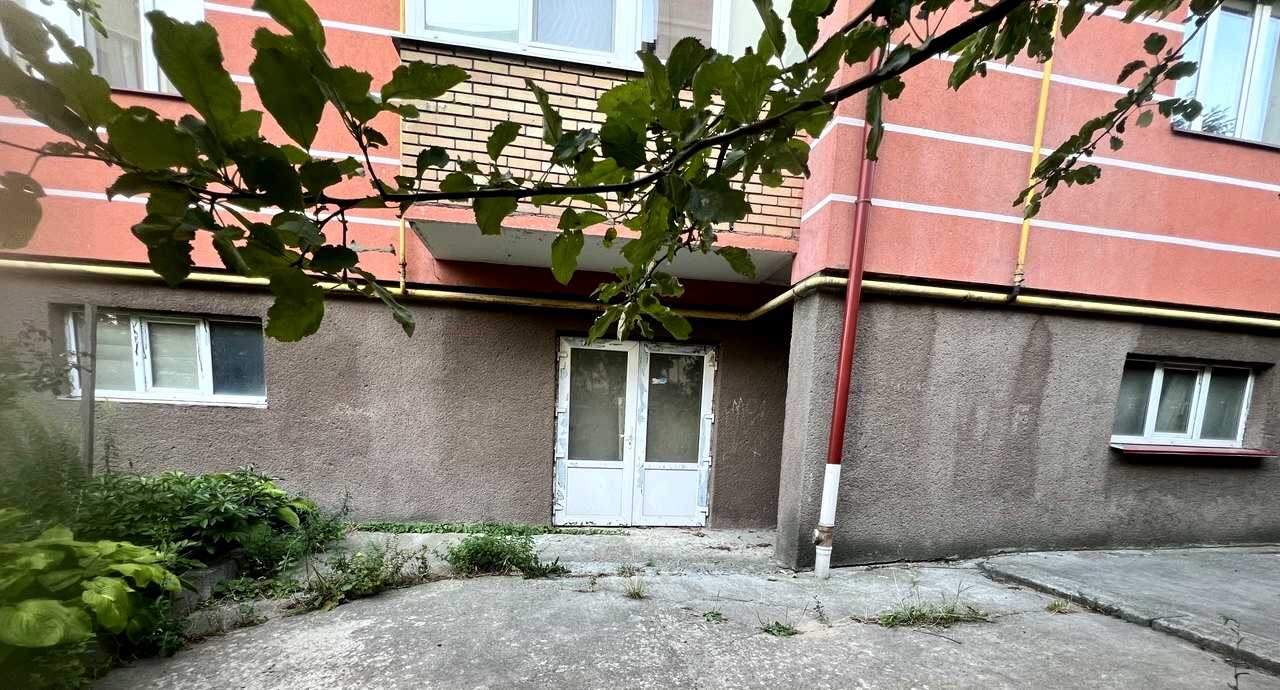 1877245546571557