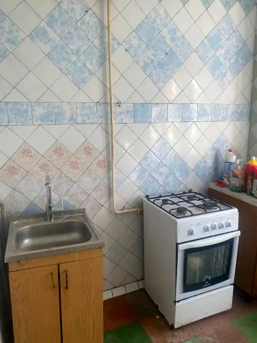 1877245819179196