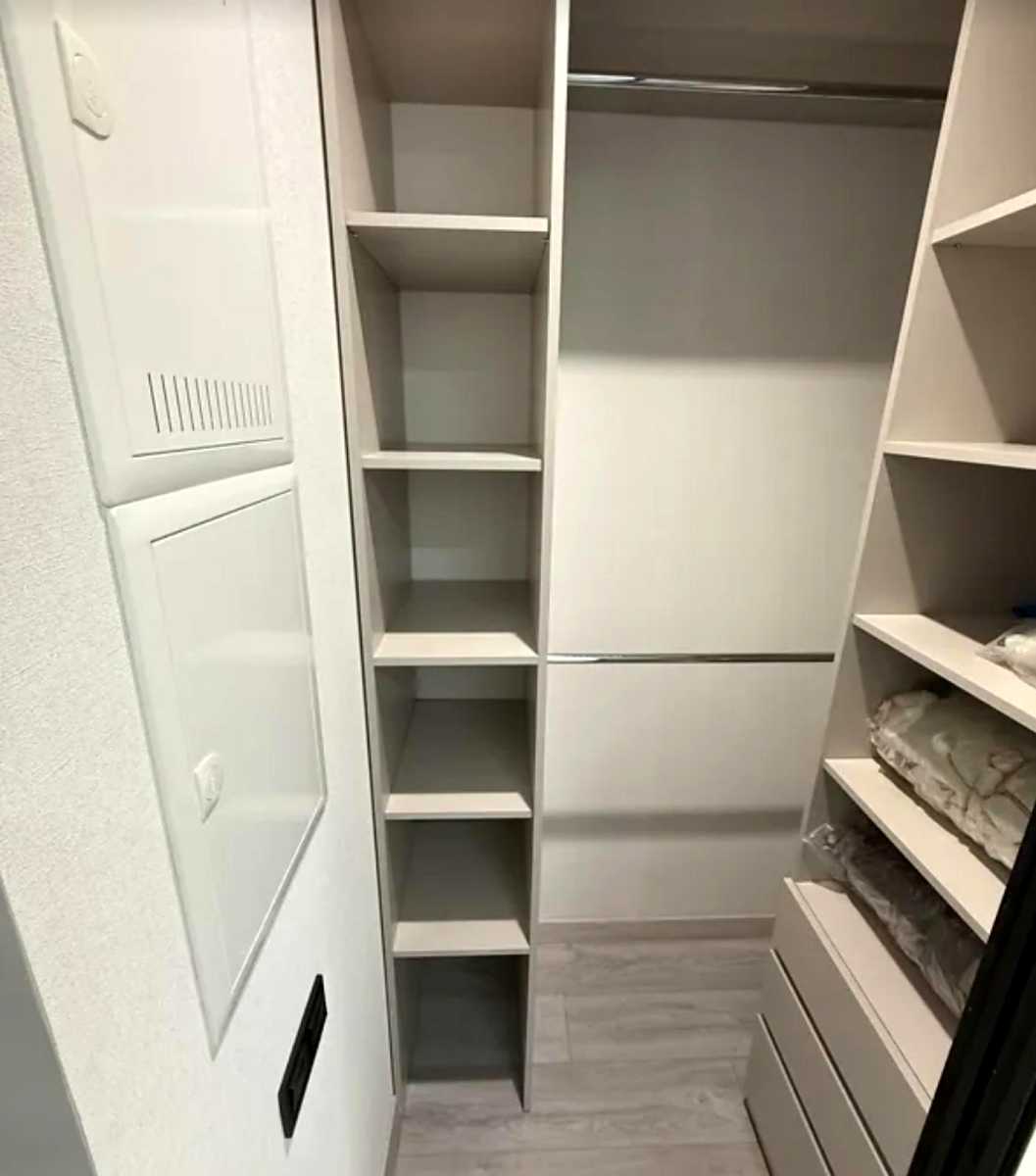 1877247884553856