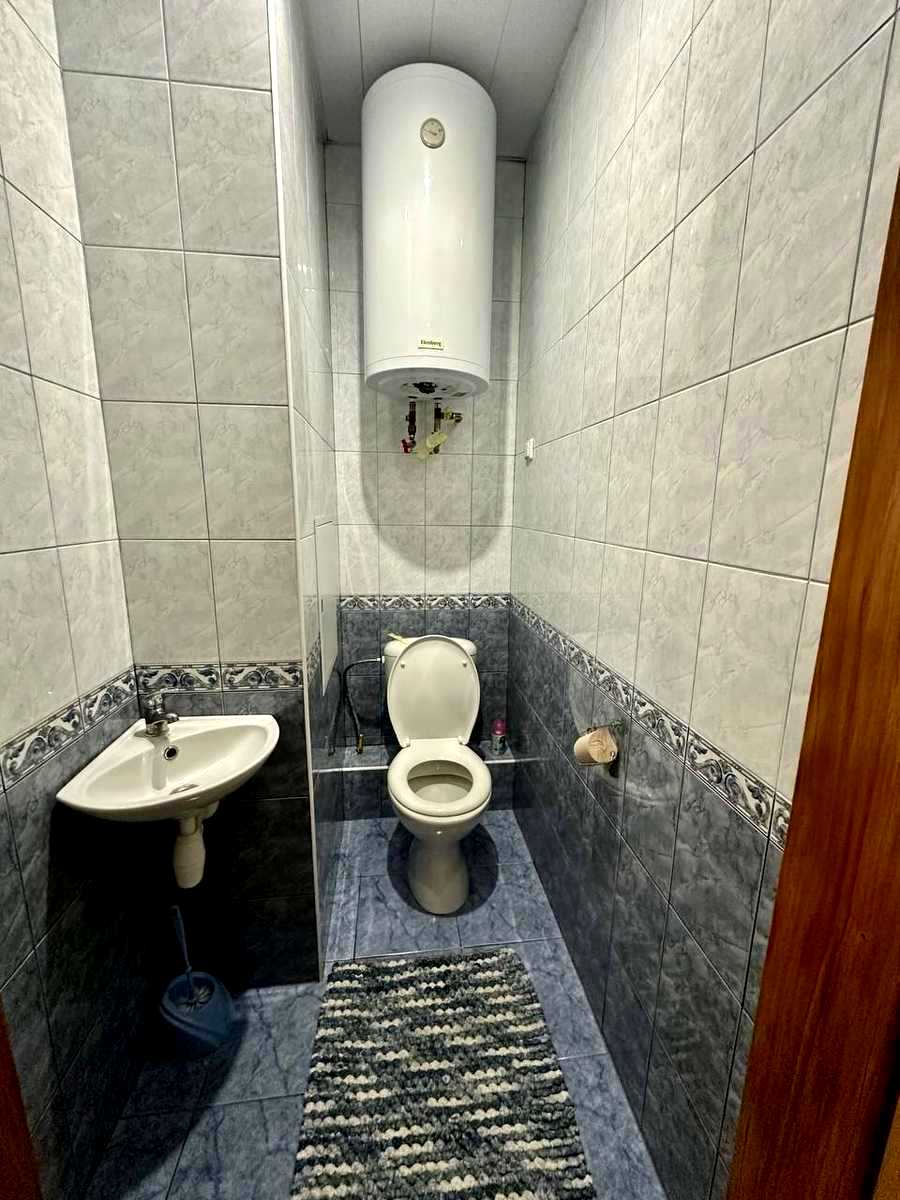 1877250411644307