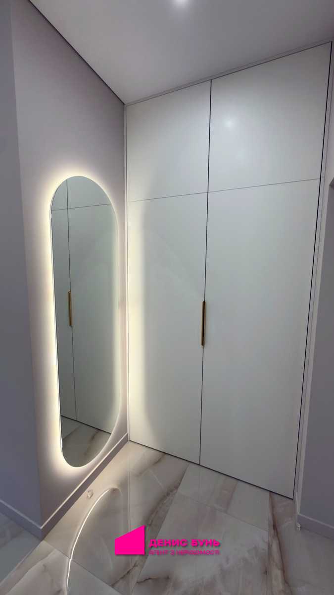 1877261886295641