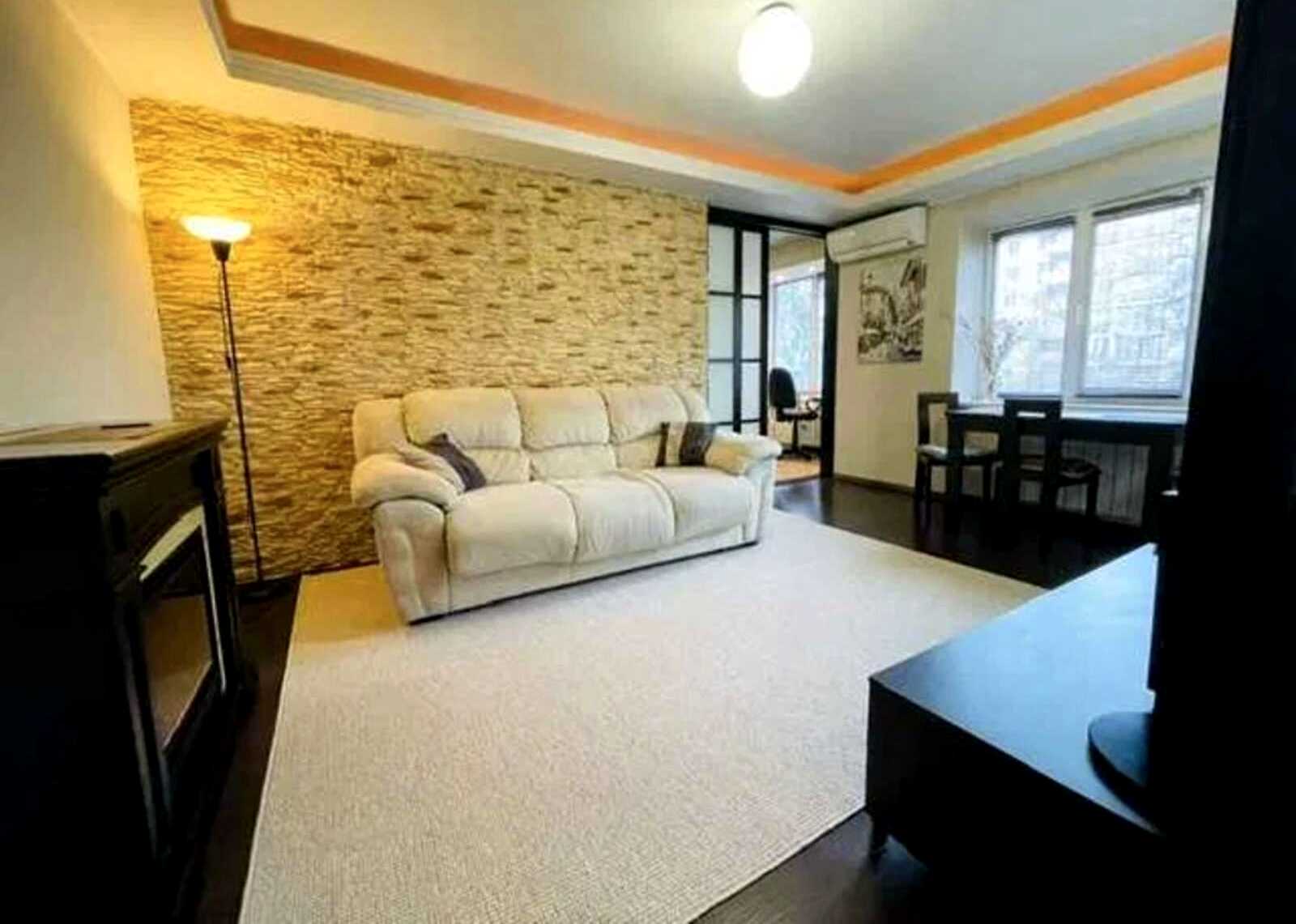 1877285301048805