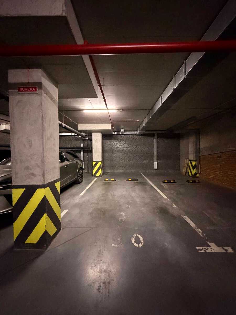 1877285824019344