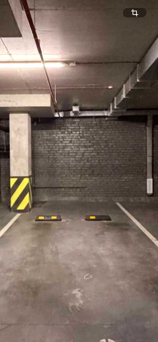 1877285941310818