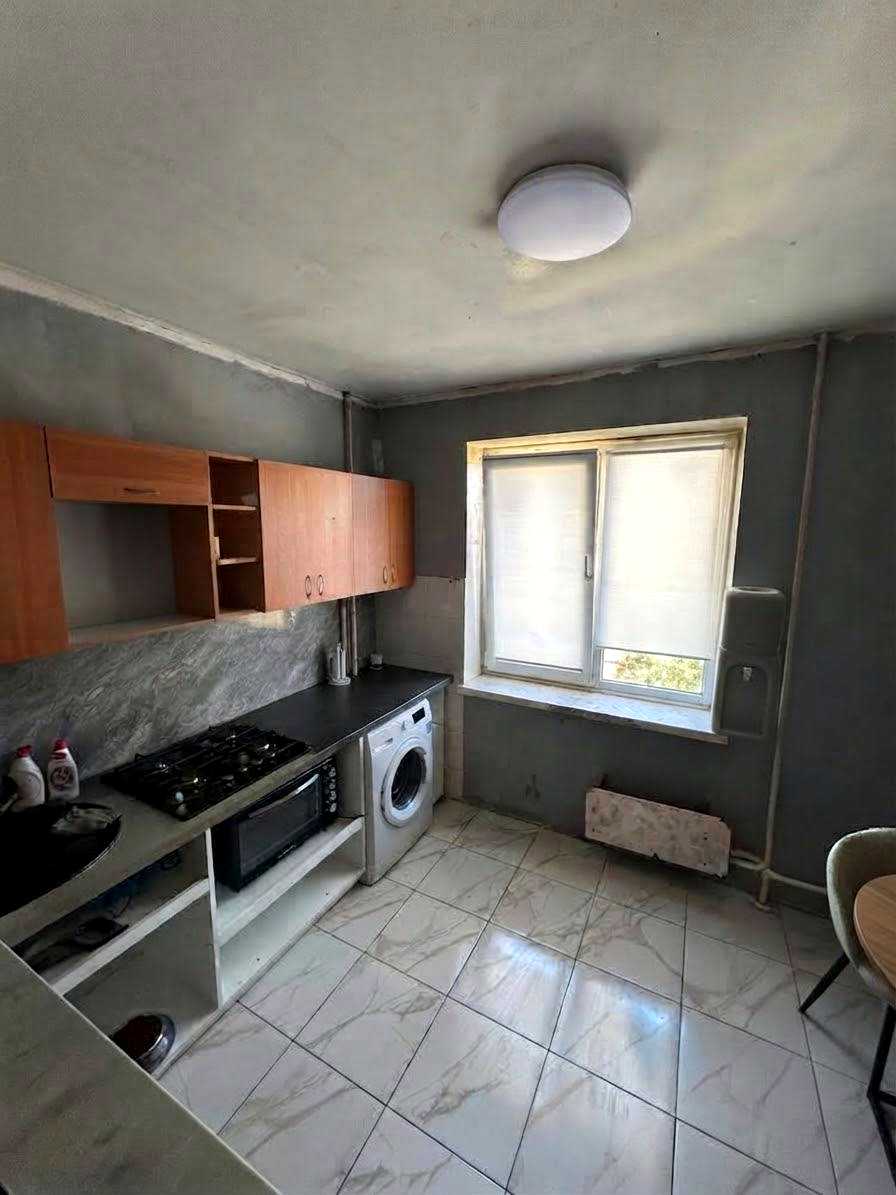 1877286016381669