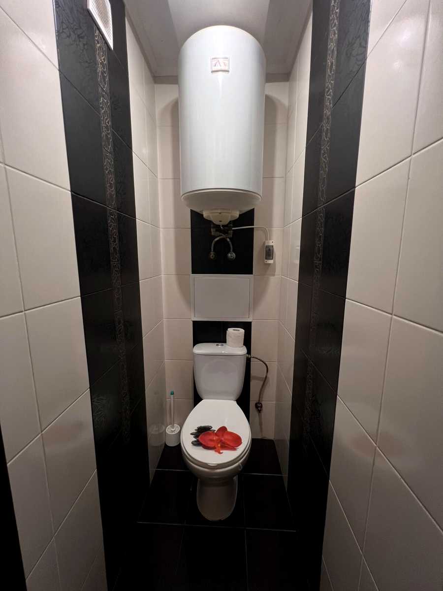 1877286667306232
