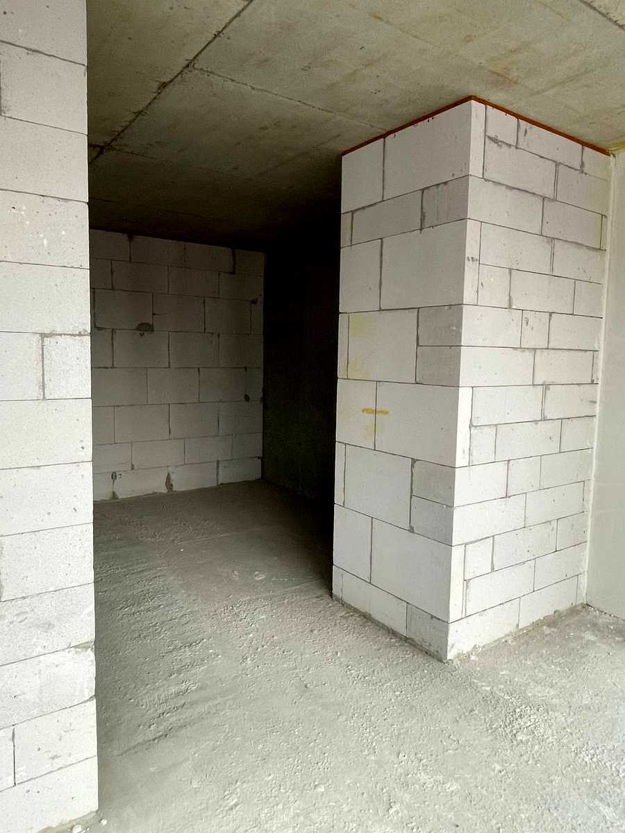 1877286743195914