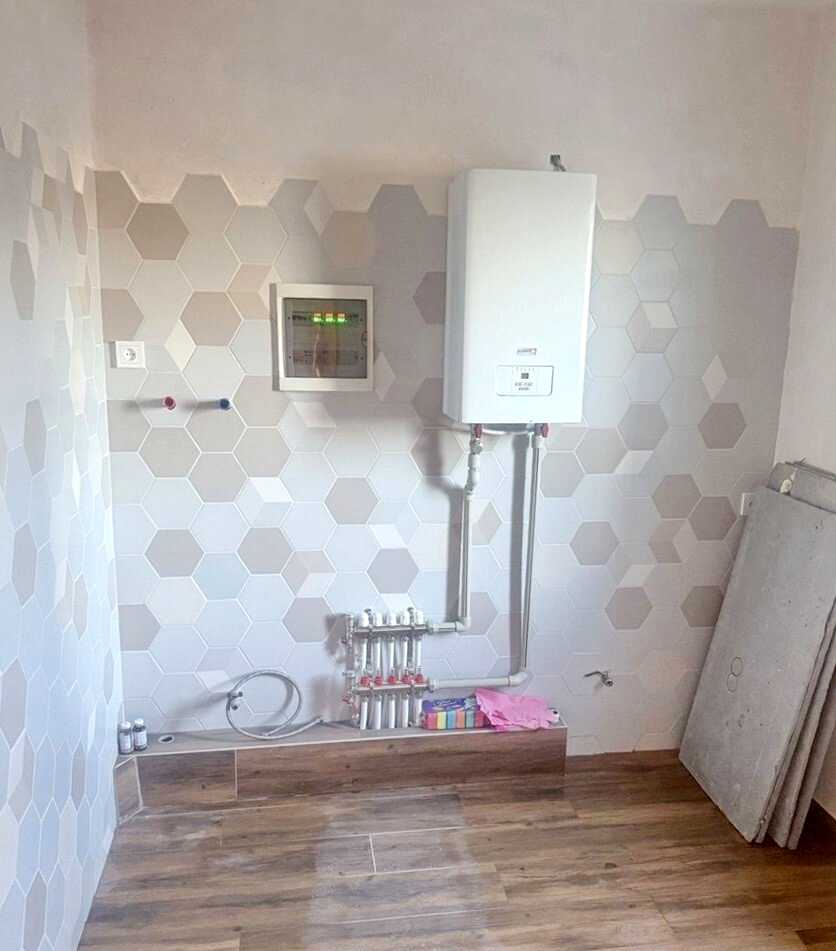 1877288394374217