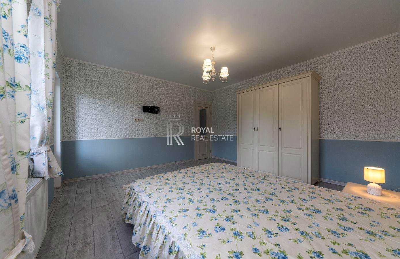 1877290305318964