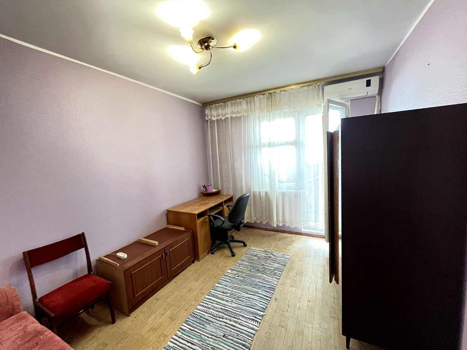 1877291824745712