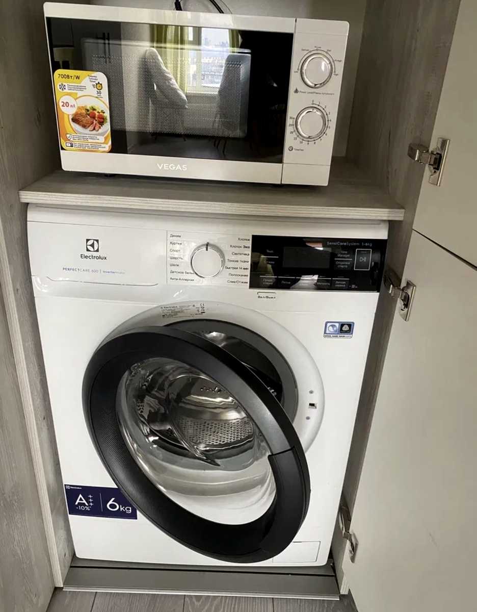 1877291957784458