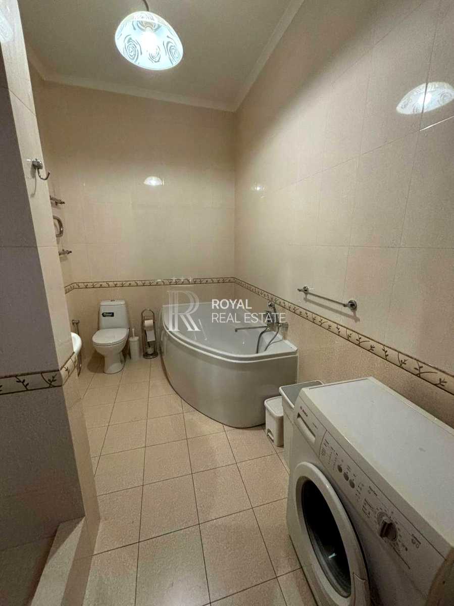 1877294469117392