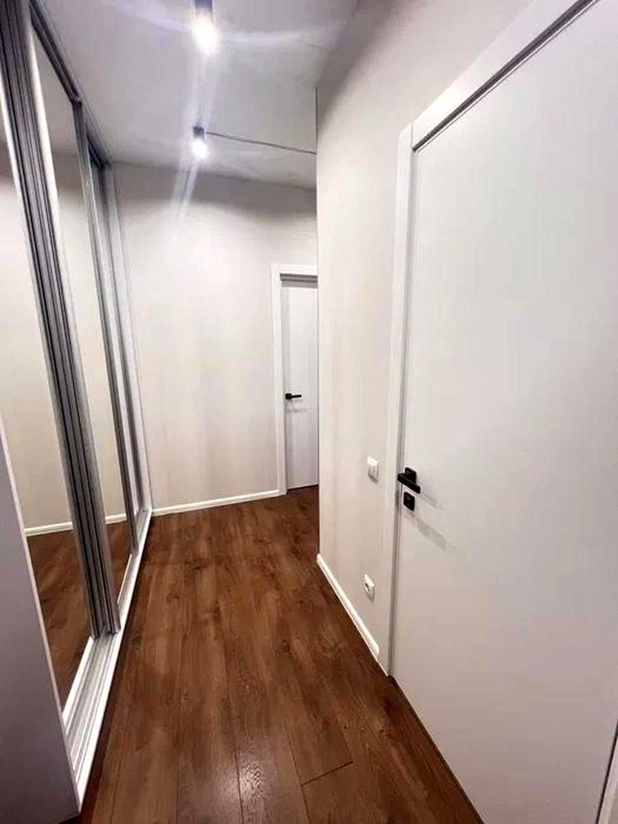 1877295125462184