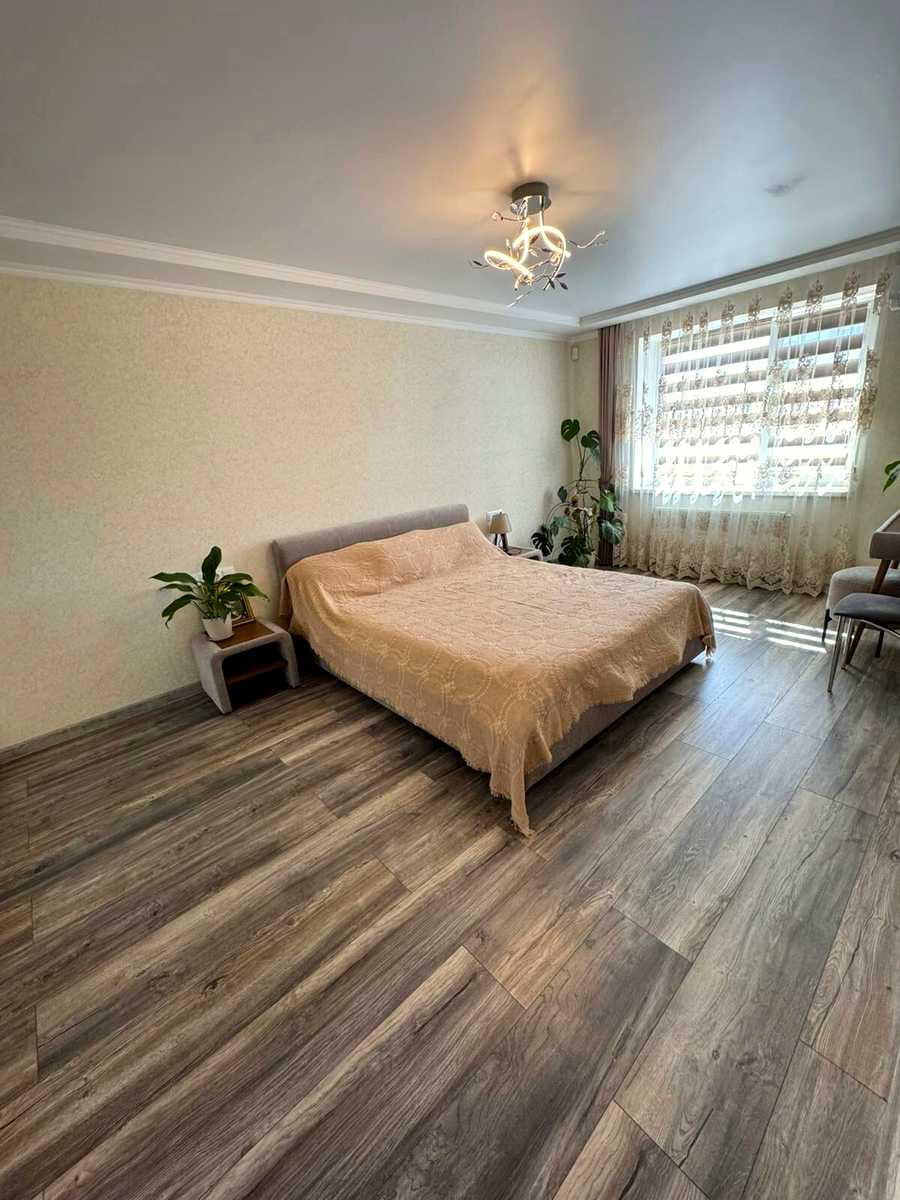 1877295310679382