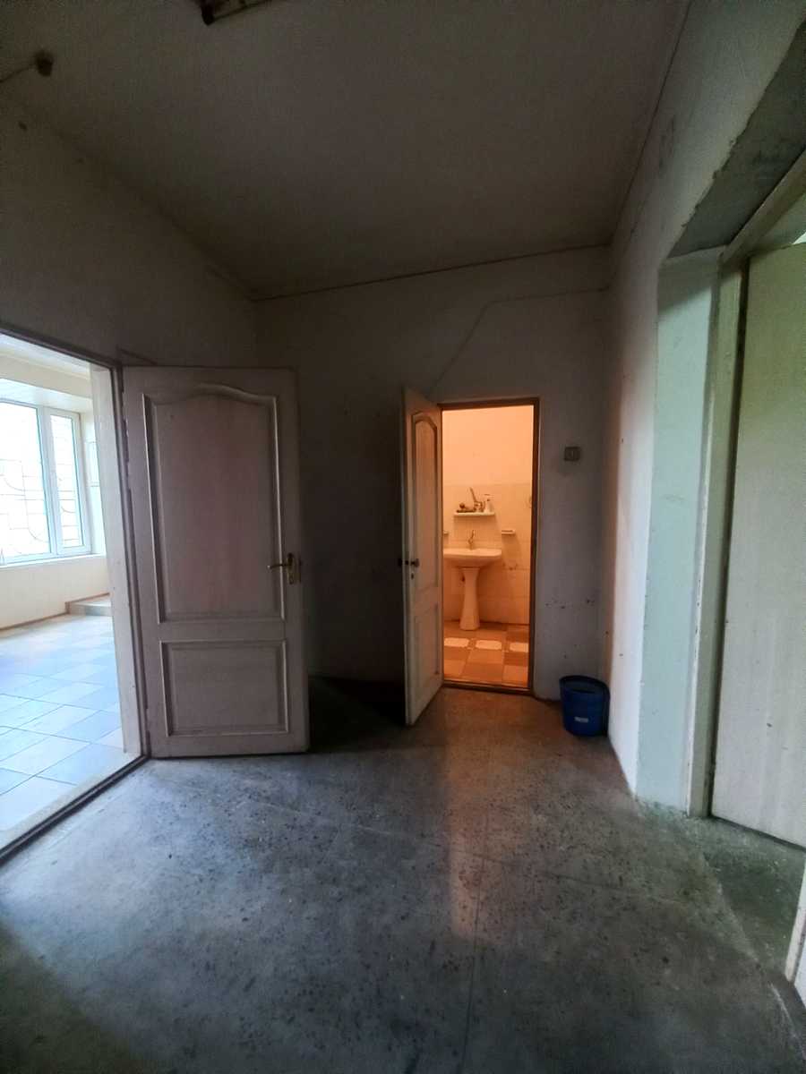 1877295314943837