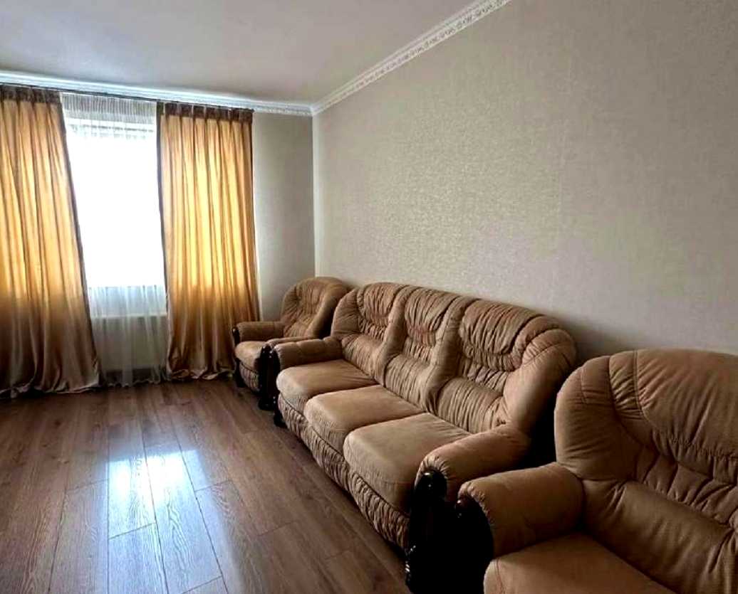 1877295623499848