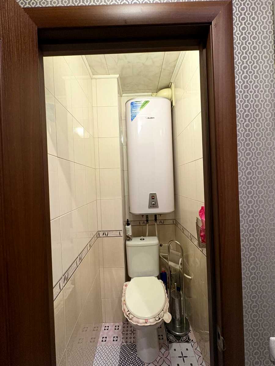 1877295764551861